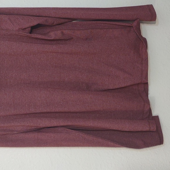 NWT SONOMA GOOD FOR LIFE LIGHTWEIGHT HOOD LONG SLEEVE SHIRT SIZEM COLOR BURGUNDY - Picture 10 of 10